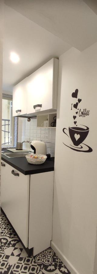 Rainbow House Villa คาตาเนีย ภายนอก รูปภาพ